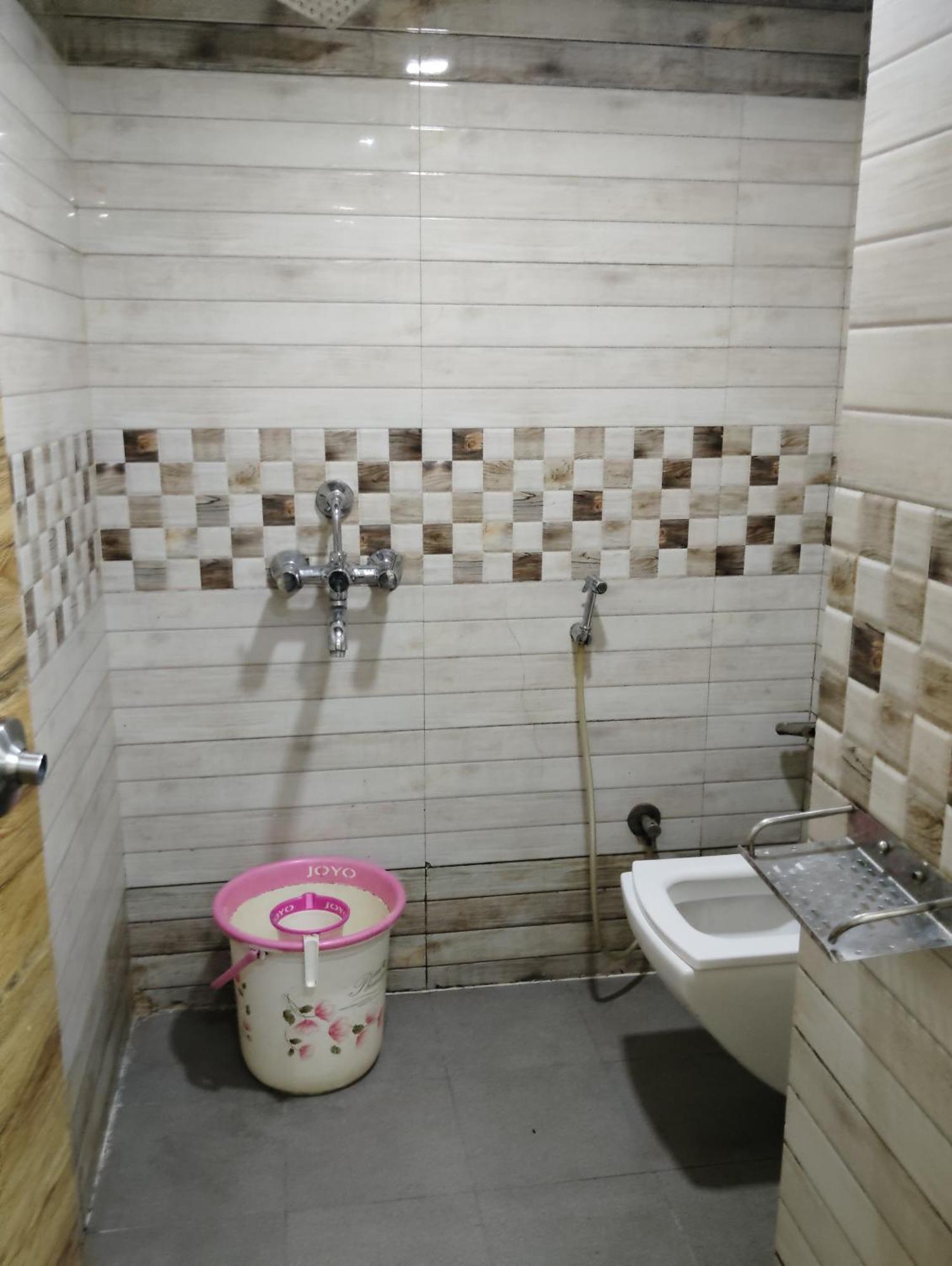 Hotel Crystal Park Near Nesco Exhibition Center มุมไบ ภายนอก รูปภาพ